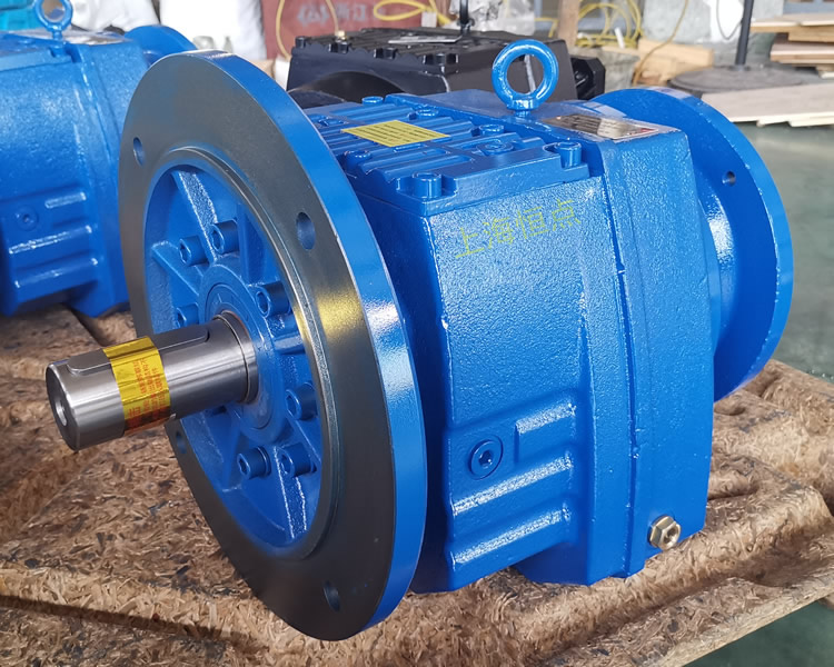 RF87減速機，輸入配法蘭B5端蓋，立式法蘭輸出，實物照片