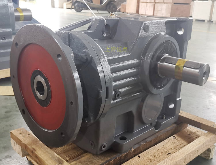 K97減速機，輸入配電機法蘭端蓋，右輸出單軸，實物圖如下